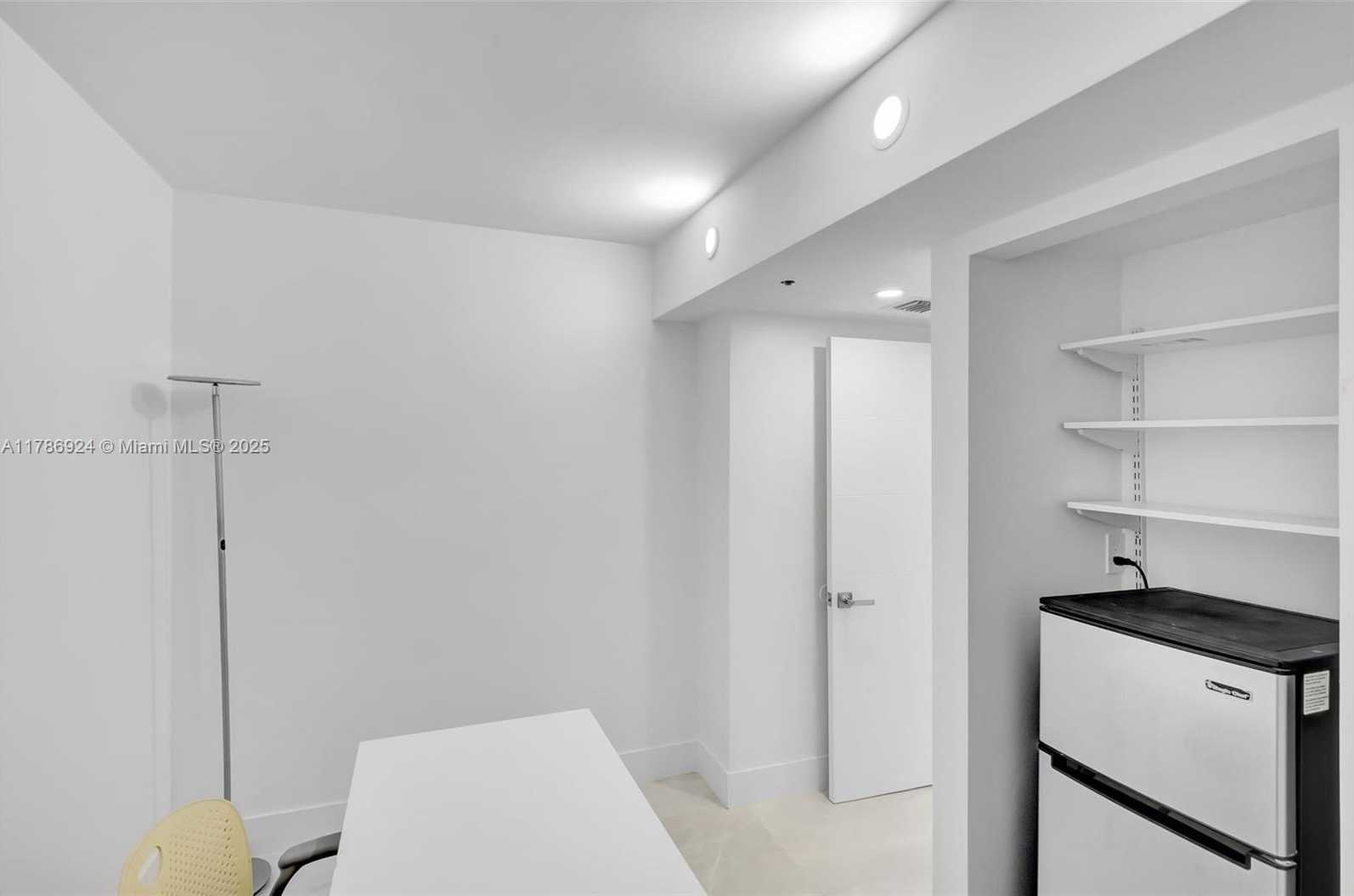 Small Image of 1717 NORTH BAYSHORE DR #A-1956, Miami Number 37
