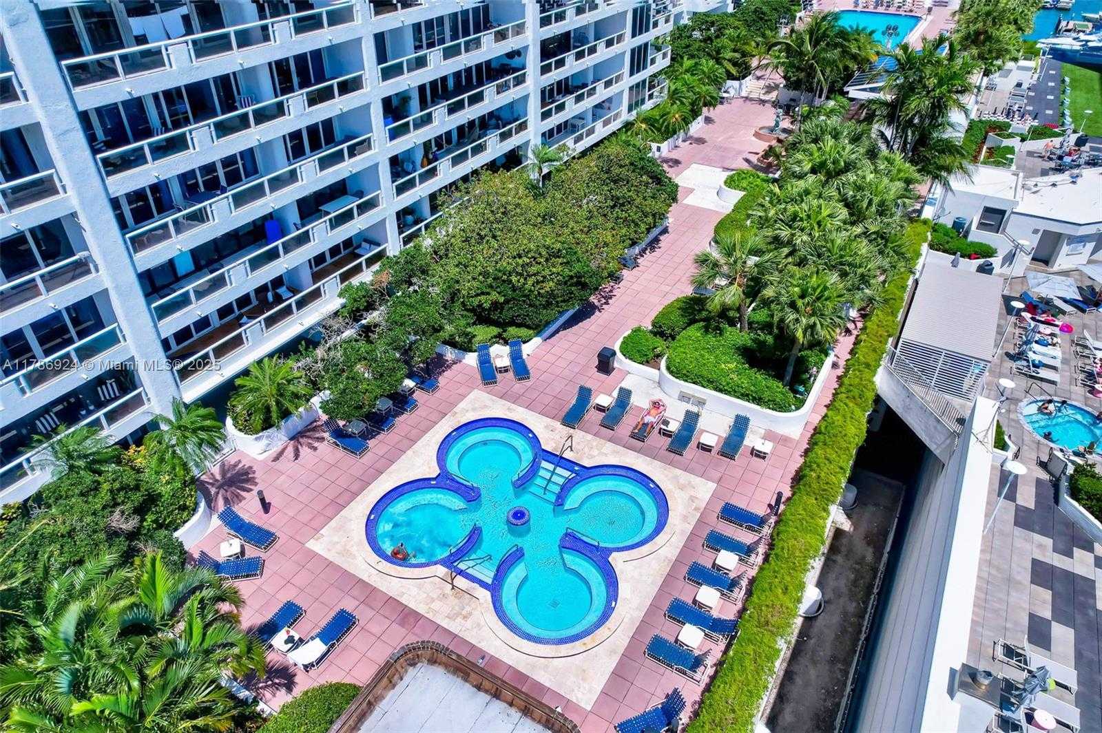 Small Image of 1717 NORTH BAYSHORE DR #A-1956, Miami Number 44