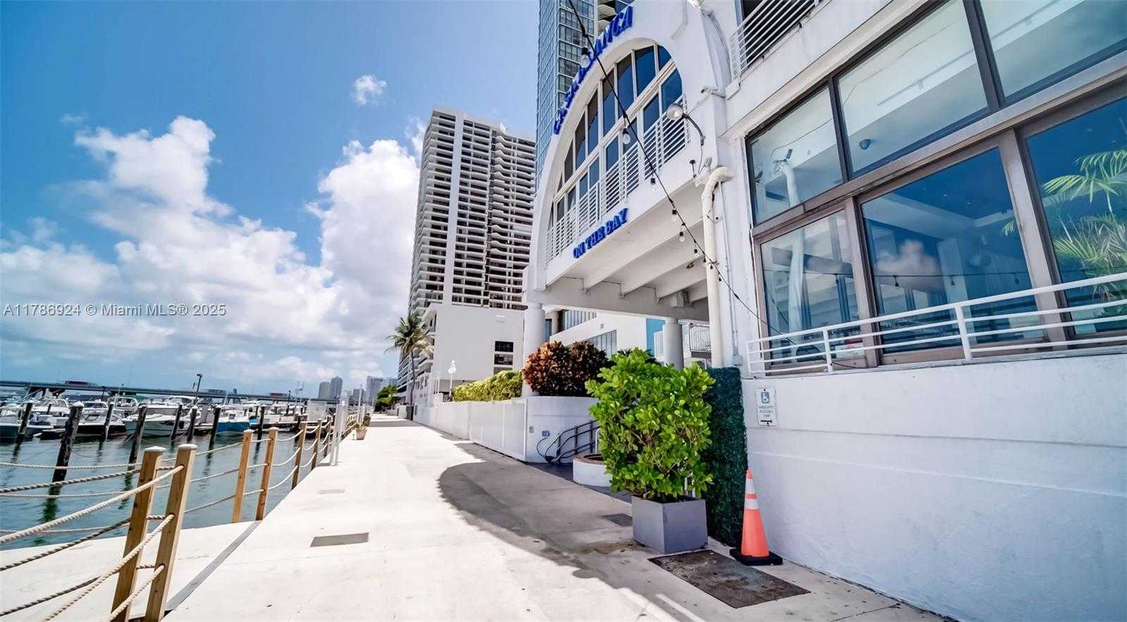 Small Image of 1717 NORTH BAYSHORE DR #A-1956, Miami Number 51