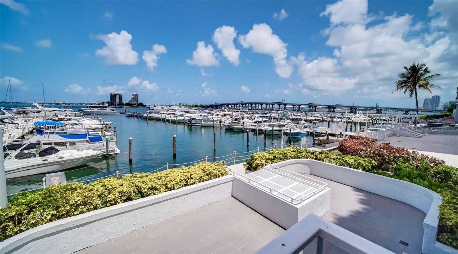 Small Image of 1717 NORTH BAYSHORE DR #A-1956, Miami Number 52