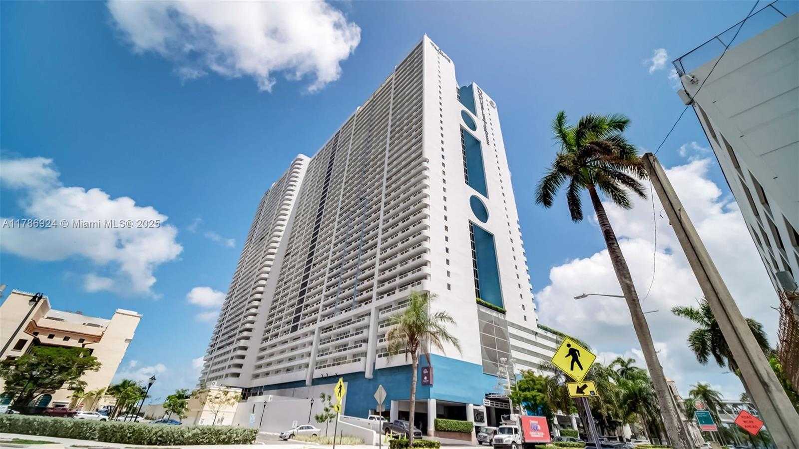 Small Image of 1717 NORTH BAYSHORE DR #A-1956, Miami Number 84
