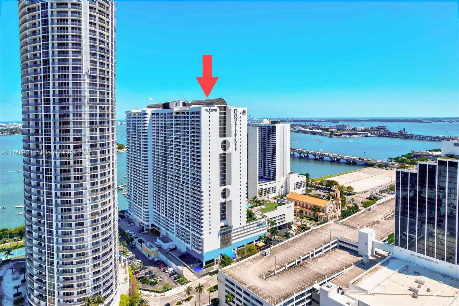Small Image of 1717 NORTH BAYSHORE DR #A-1956, Miami Number 91