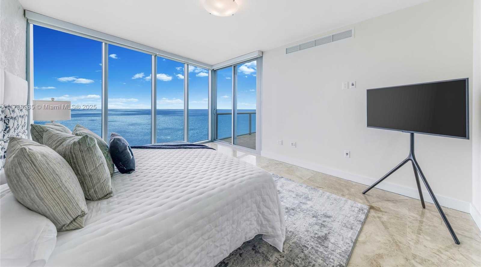 Small Image of 17001 COLLINS AVE #2401, Sunny Isles Beach Number 12
