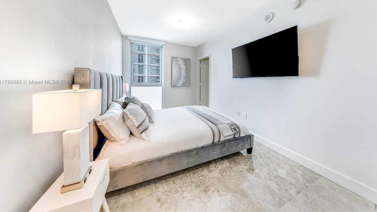 Small Image of 17001 COLLINS AVE #2401, Sunny Isles Beach Number 16