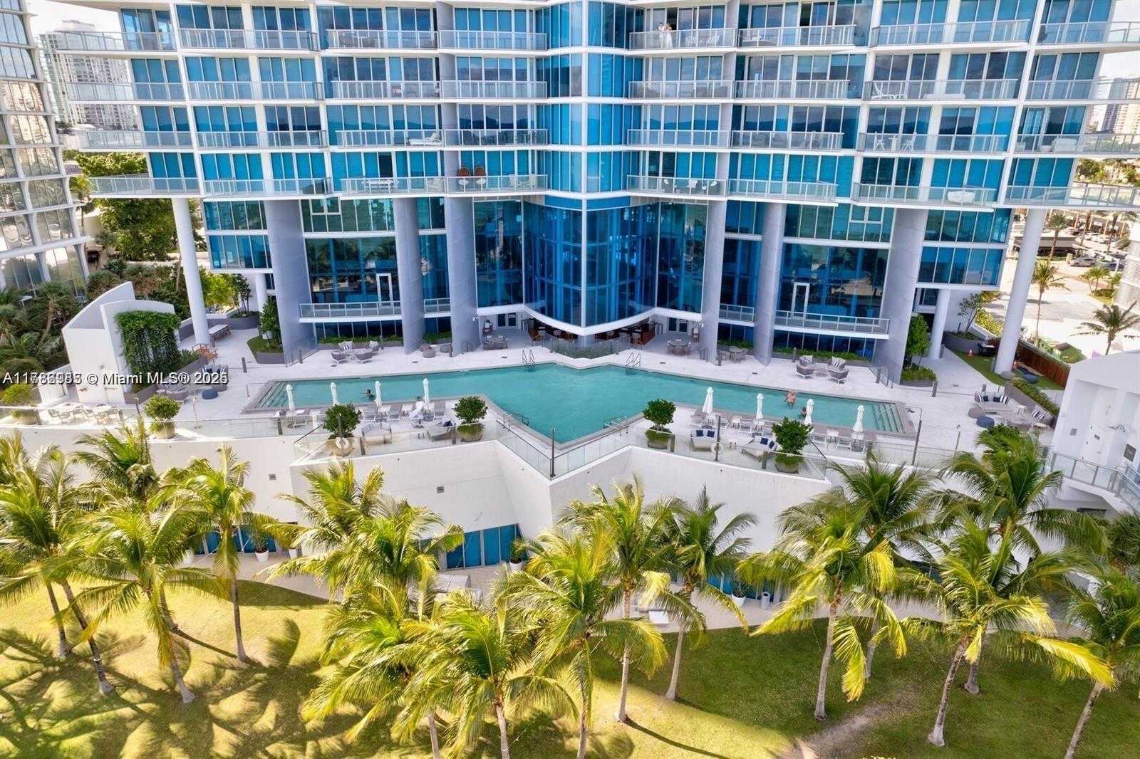 Small Image of 17001 COLLINS AVE #2401, Sunny Isles Beach Number 25
