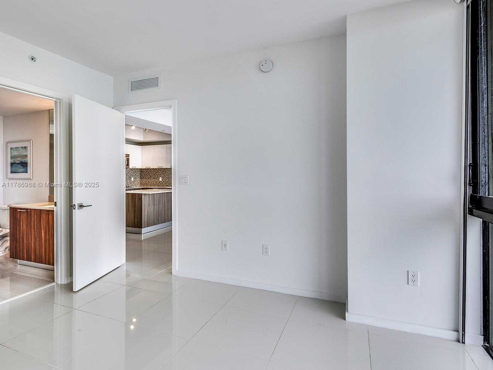 Small Image of 5300 PASEO BLVD #508, Doral Number 15
