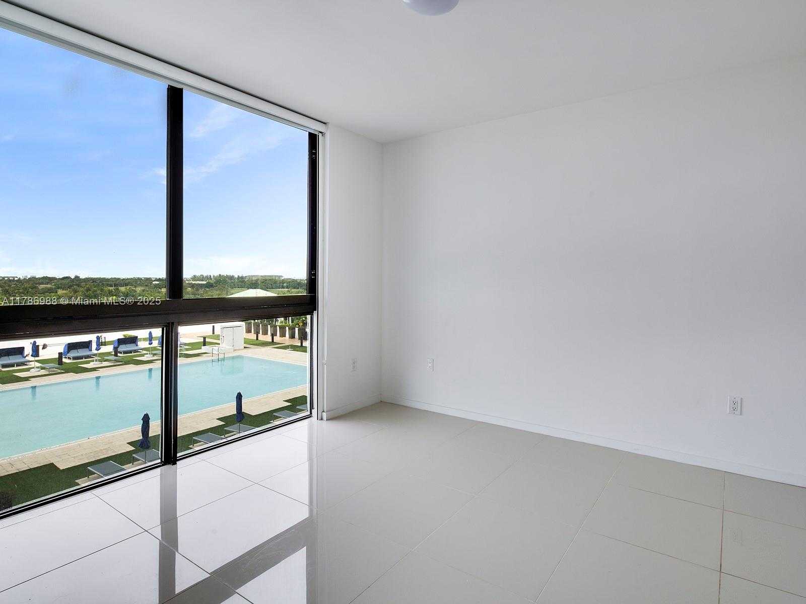 Small Image of 5300 PASEO BLVD #508, Doral Number 16