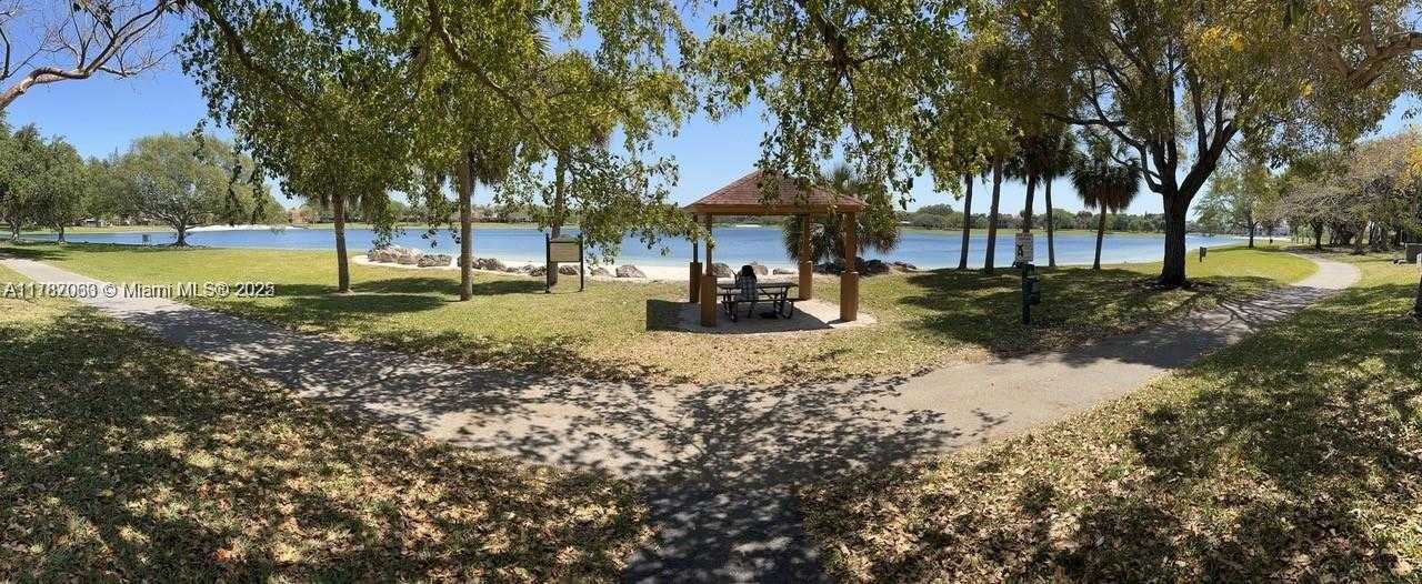 Small Image of 9715 HAMMOCKS BLVD #203, Miami Number 19
