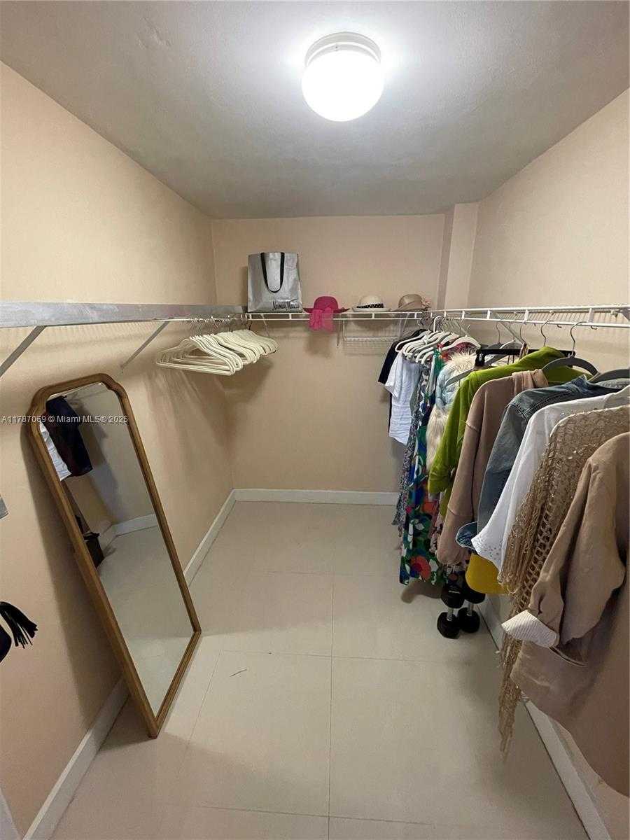 Small Image of 9195 COLLINS AVE #1012, Surfside Number 14