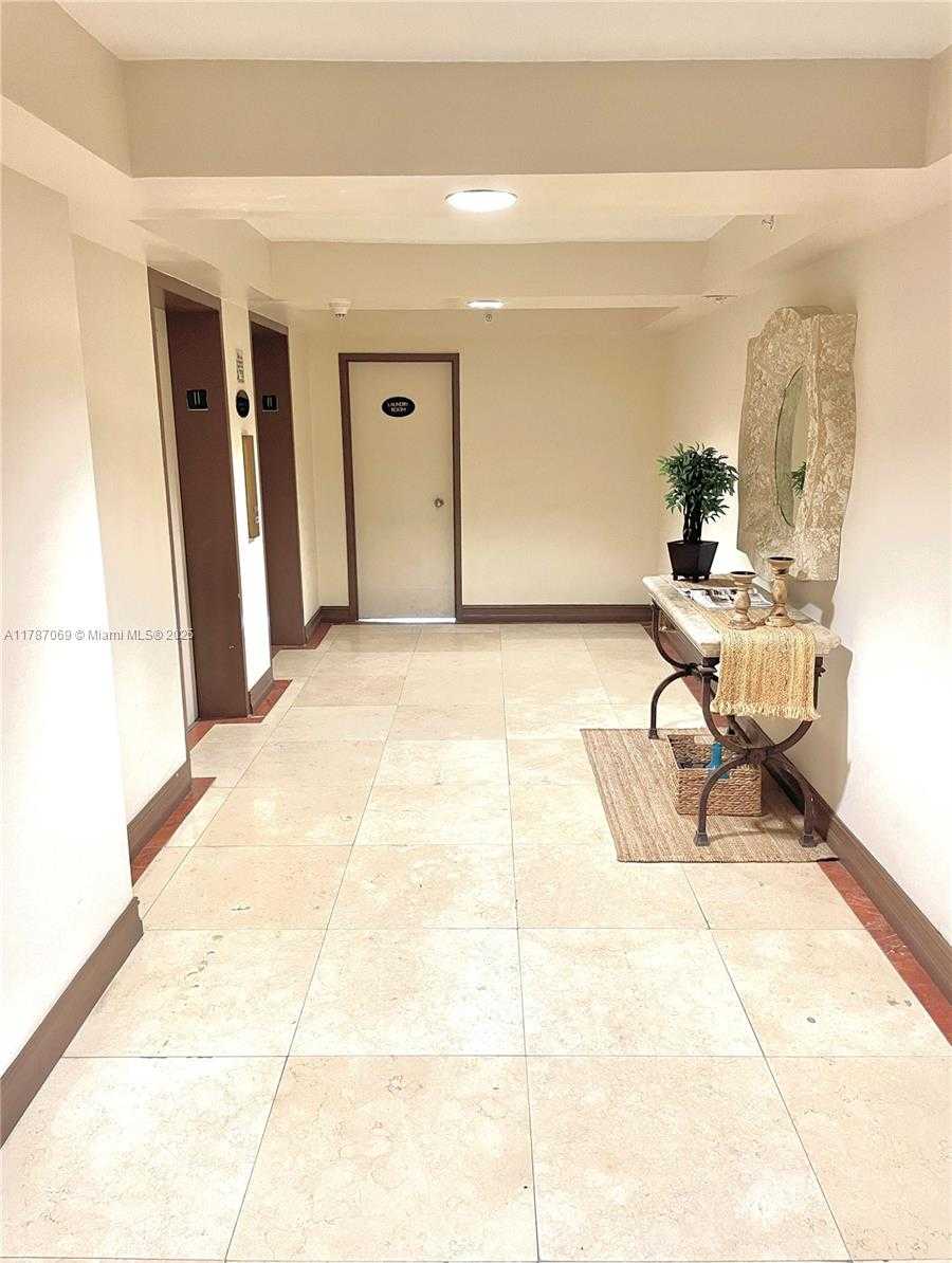 Small Image of 9195 COLLINS AVE #1012, Surfside Number 3