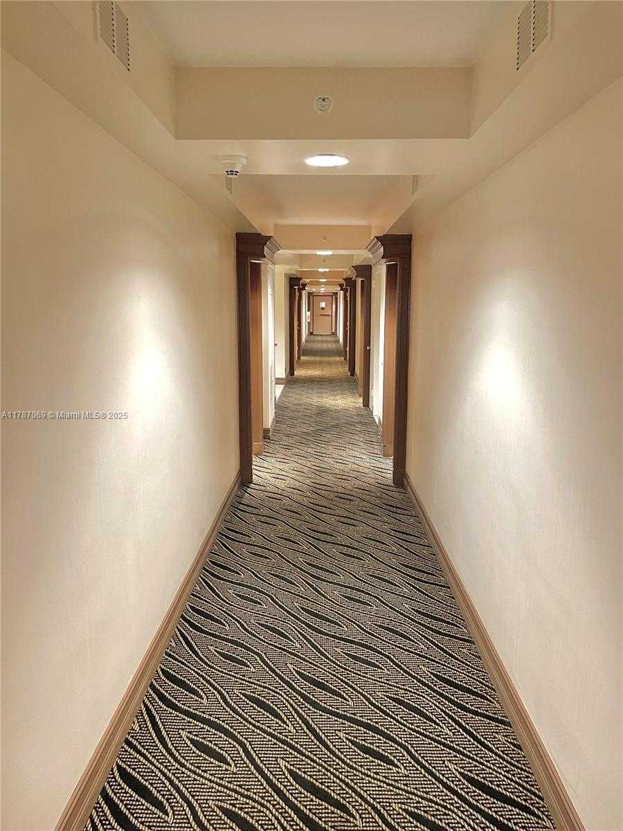 Small Image of 9195 COLLINS AVE #1012, Surfside Number 4
