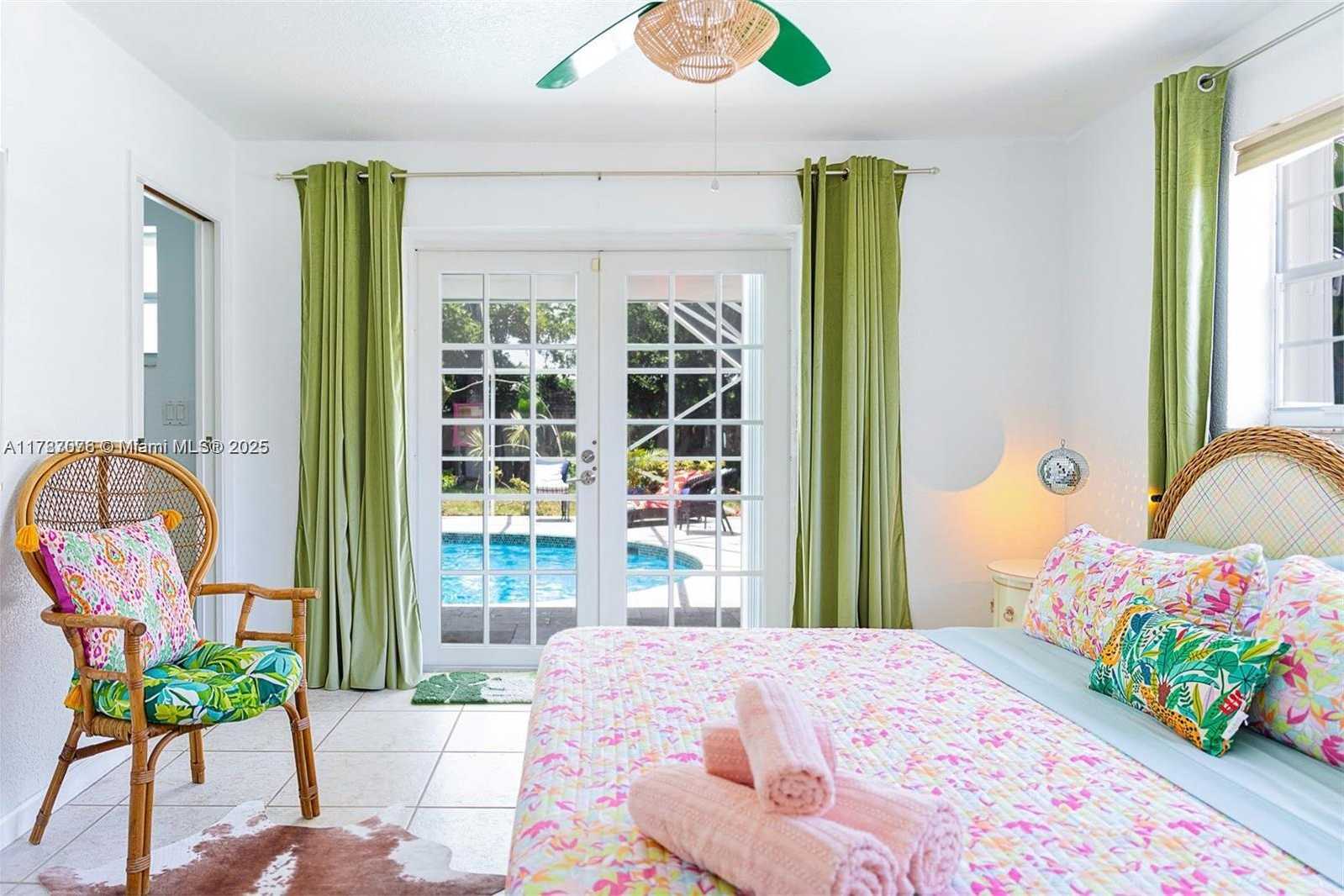 Small Image of 809 SOUTH EAST 14TH DR, Deerfield Beach Number 12