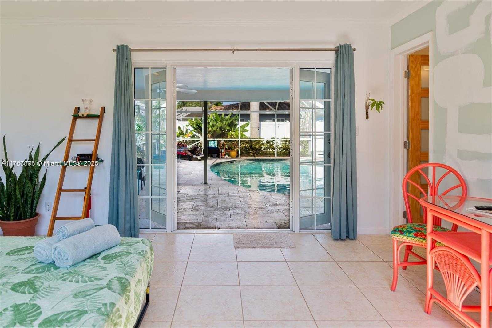 Small Image of 809 SOUTH EAST 14TH DR, Deerfield Beach Number 15