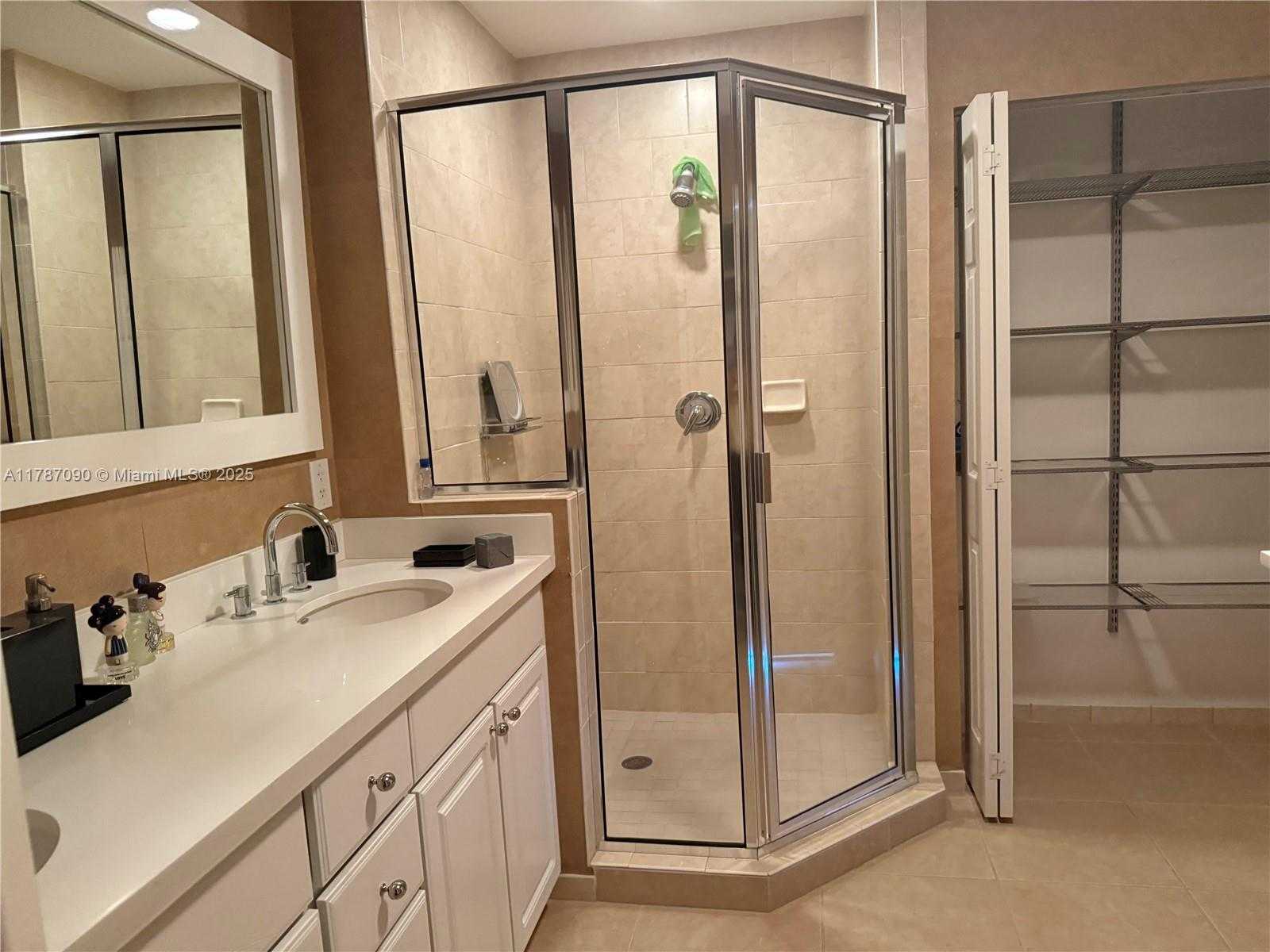 Small Image of 3001 NORTH EAST 185TH ST #616, Aventura Number 50