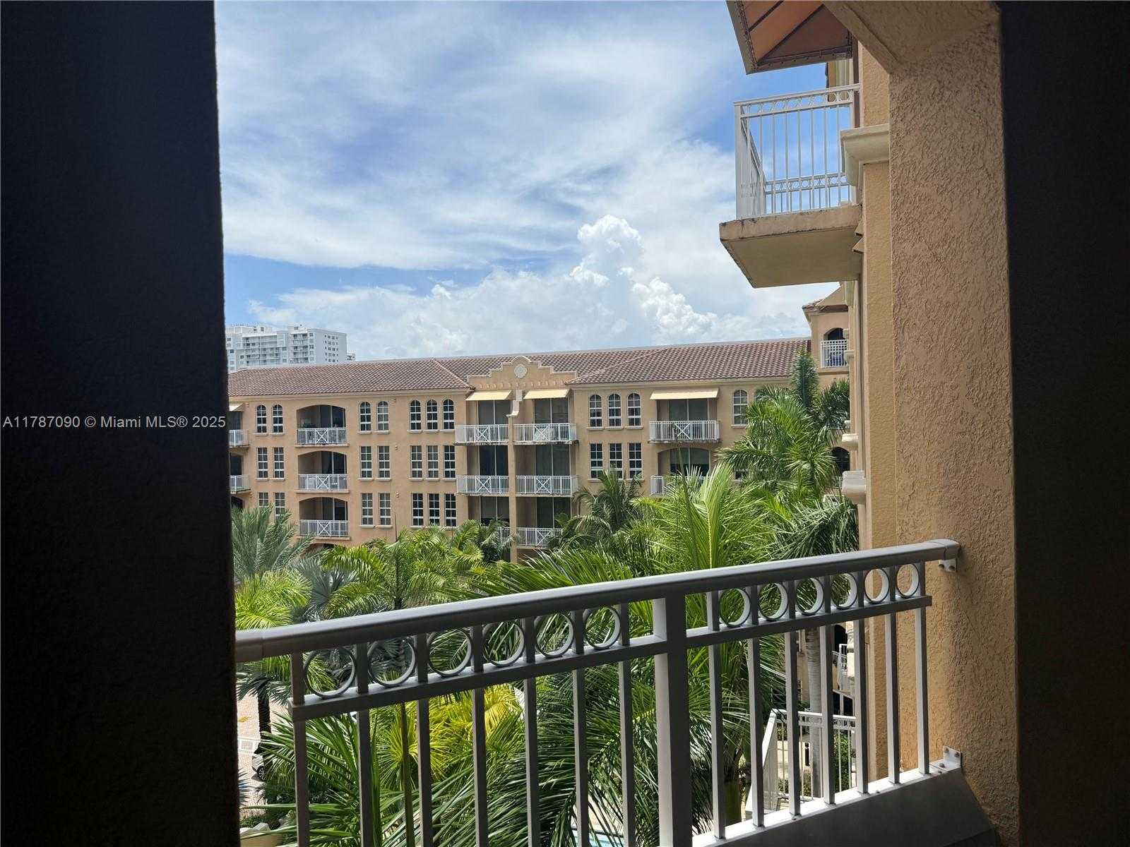 Small Image of 3001 NORTH EAST 185TH ST #616, Aventura Number 60