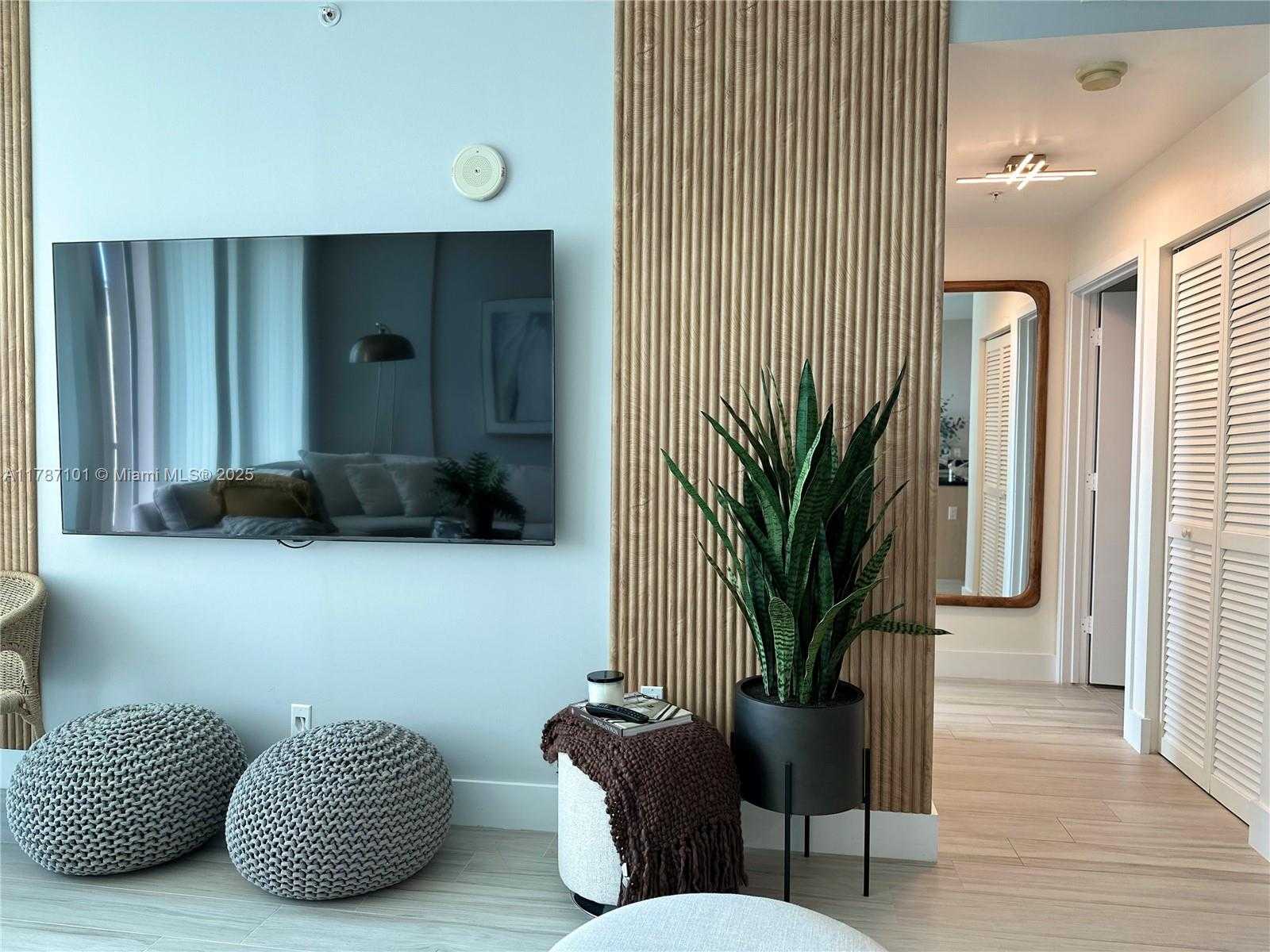 Small Image of 79 SOUTH WEST 12TH ST #3603-S, Miami Number 22