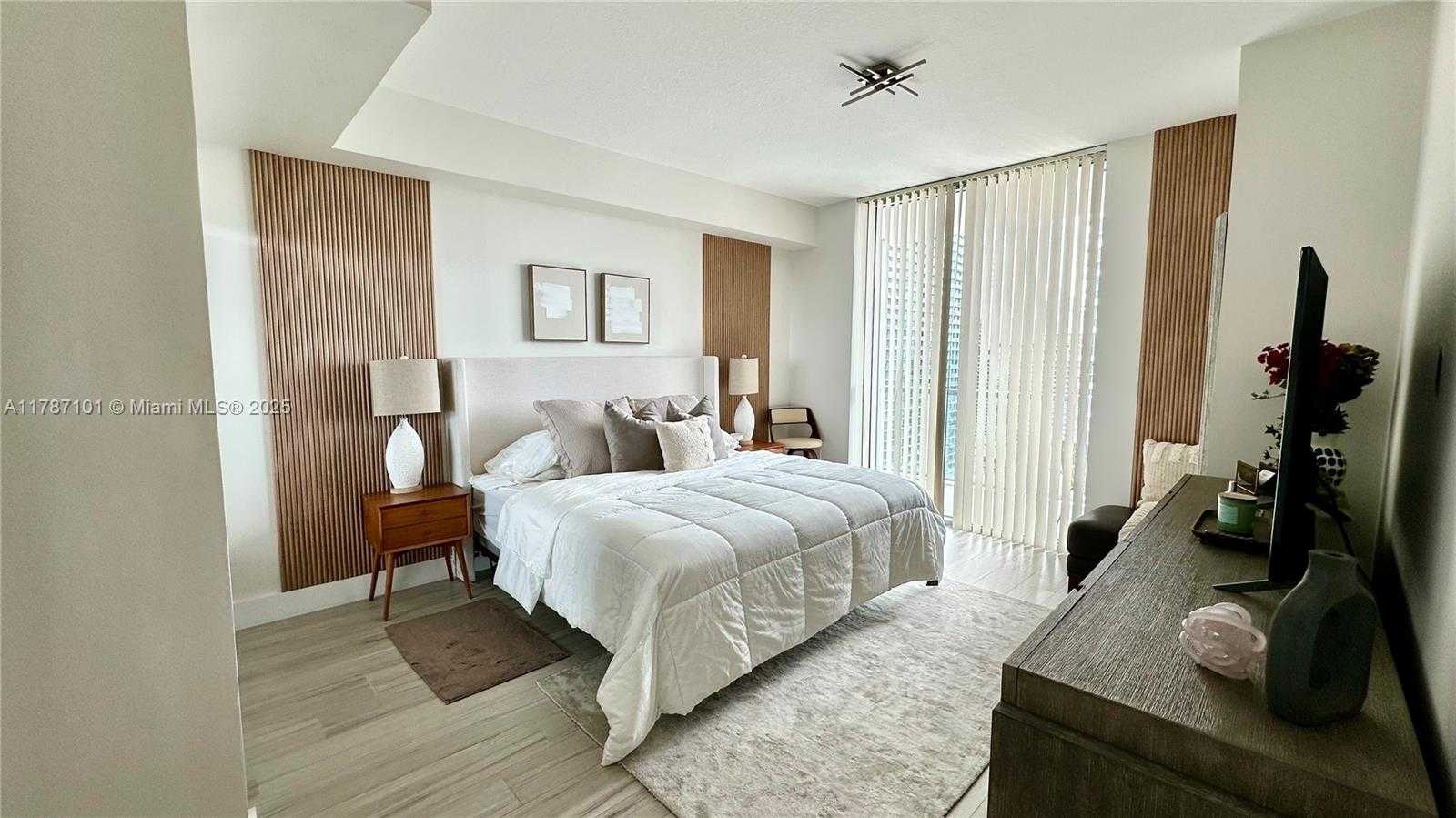 Small Image of 79 SOUTH WEST 12TH ST #3603-S, Miami Number 48