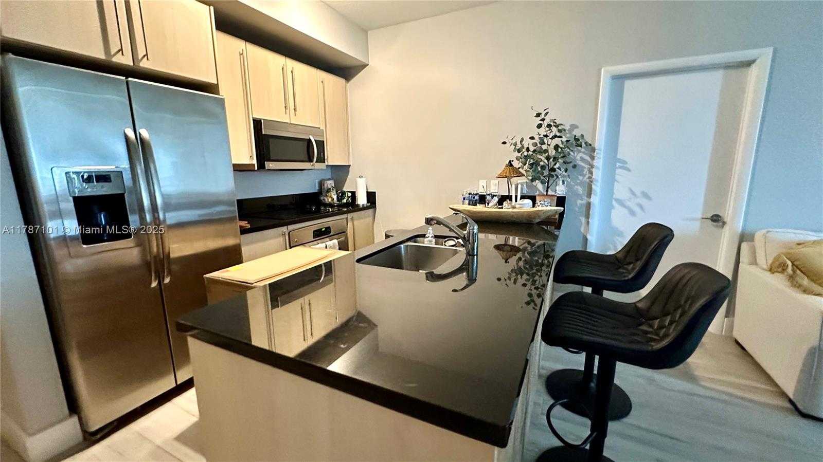Small Image of 79 SOUTH WEST 12TH ST #3603-S, Miami Number 5