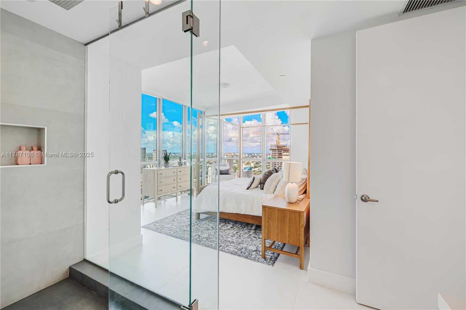 Small Image of 1100 BISCAYNE BLVD #4508, Miami Number 13