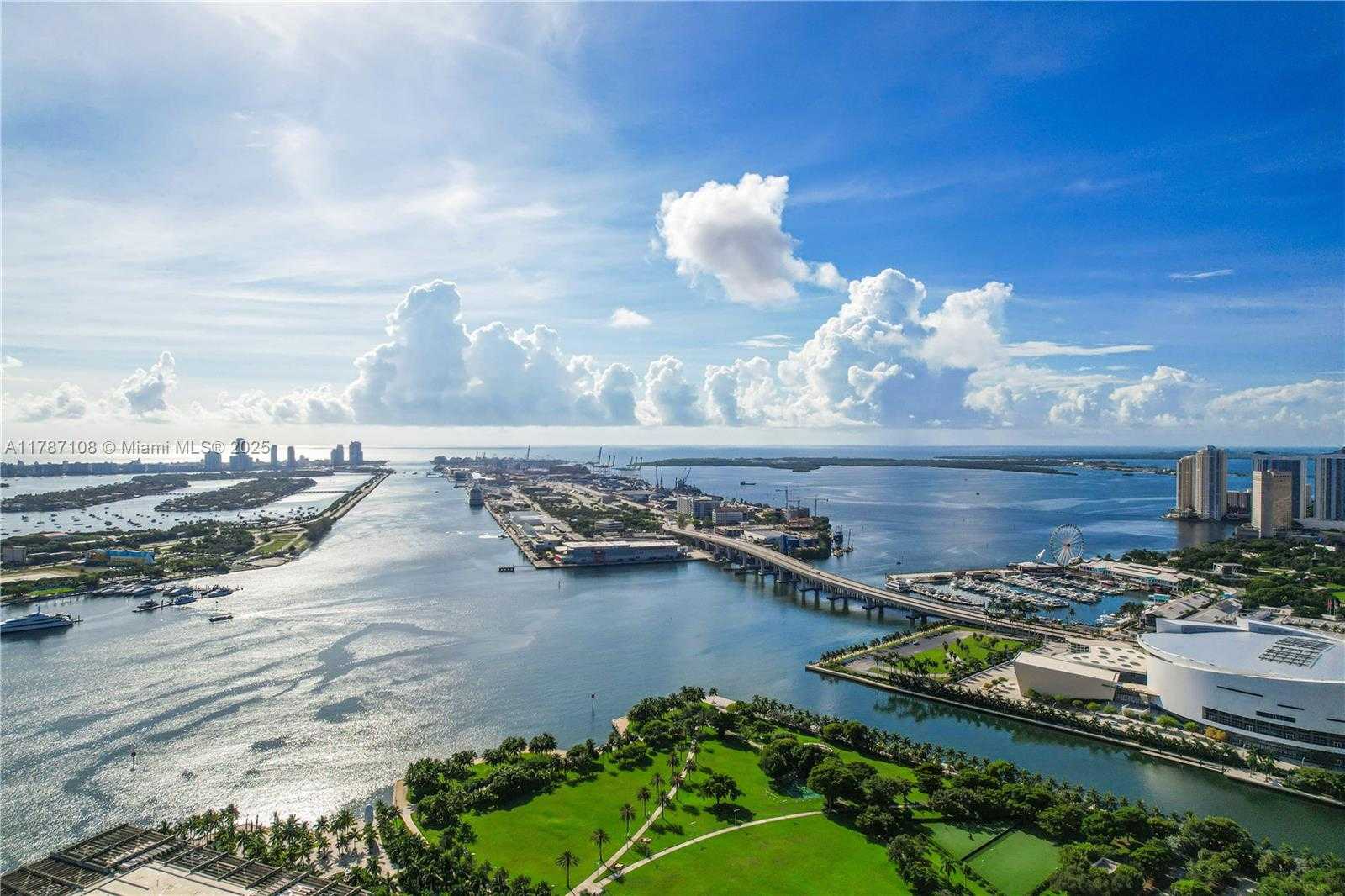 Small Image of 1100 BISCAYNE BLVD #4508, Miami Number 25