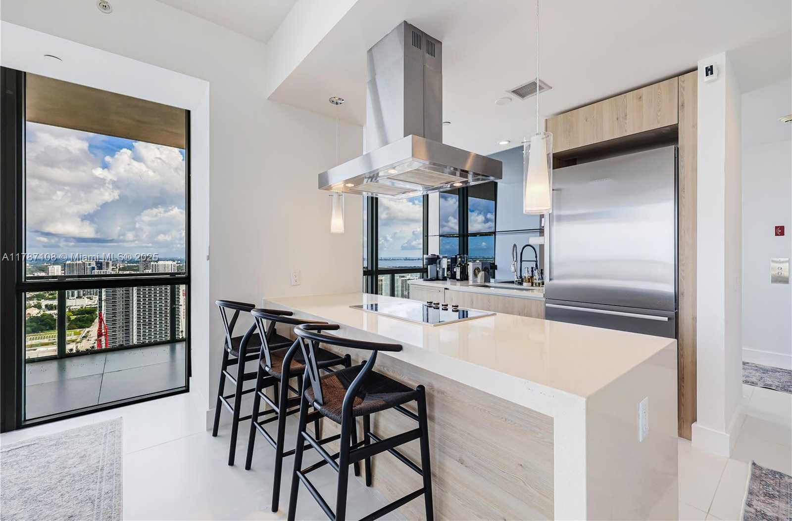 Small Image of 1100 BISCAYNE BLVD #4508, Miami Number 9