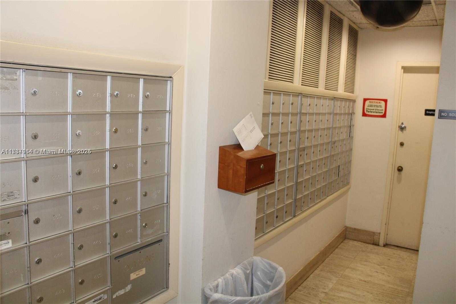Small Image of 801 BRICKELL BAY DR #1163, Miami Number 36