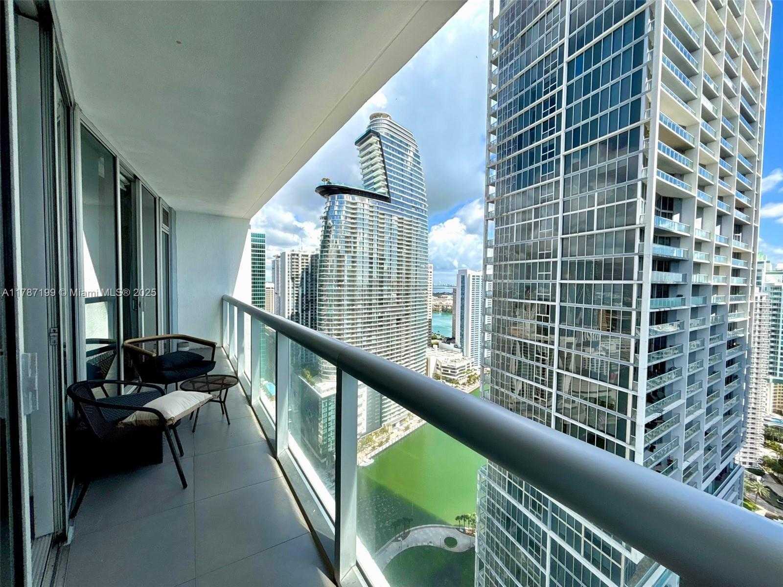 Small Image of 485 BRICKELL AVE #3911, Miami Number 19