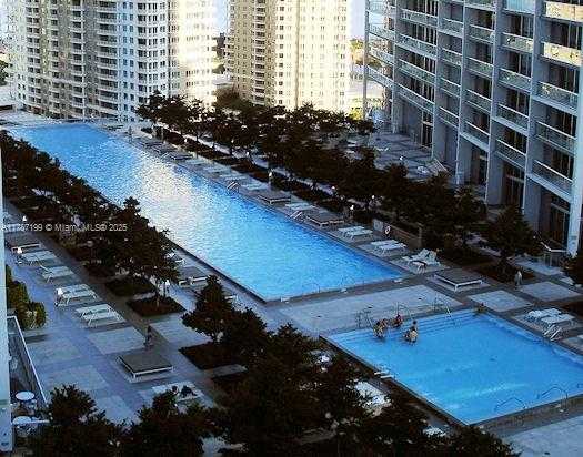 Small Image of 485 BRICKELL AVE #3911, Miami Number 30