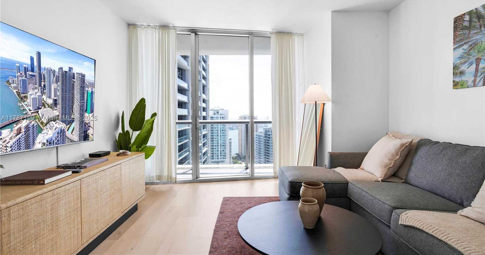 Small Image of 485 BRICKELL AVE #3911, Miami Number 9