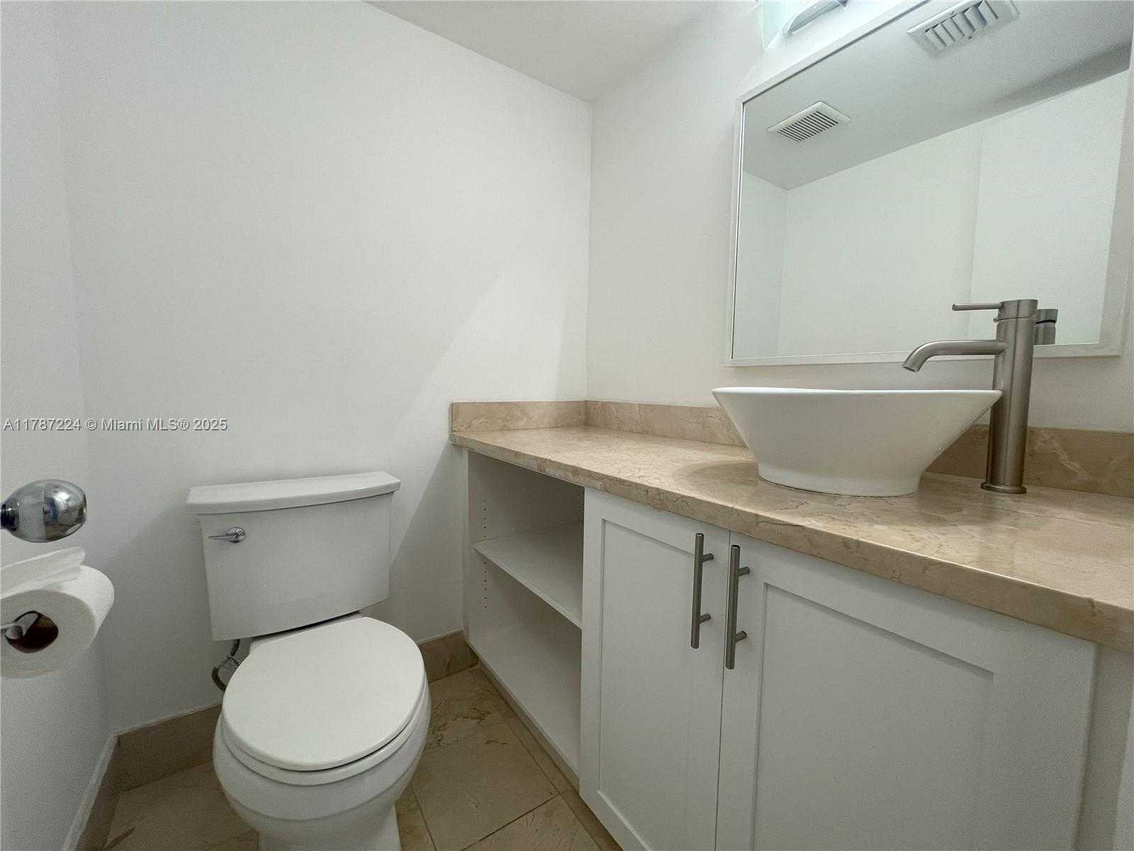 Small Image of 6061 COLLINS AVE #7B, Miami Beach Number 7