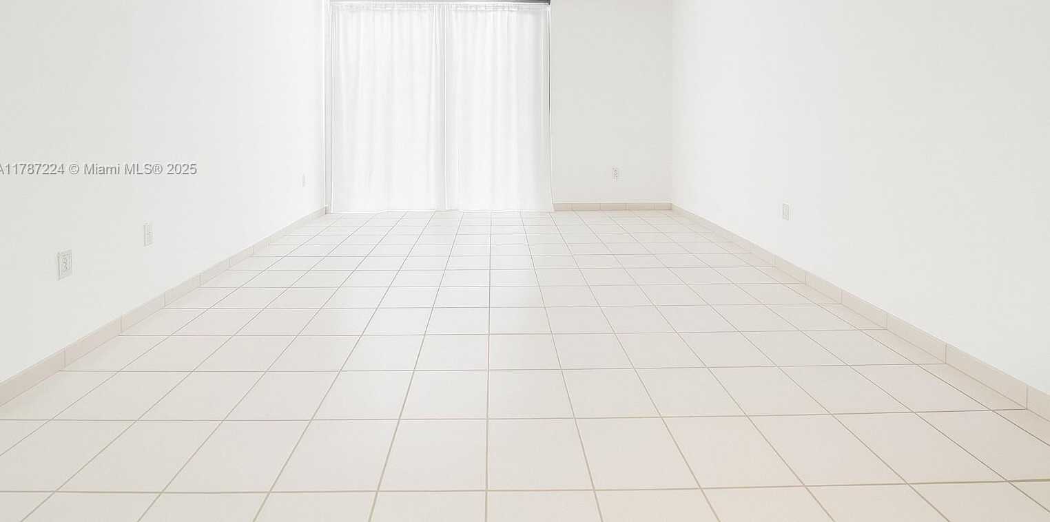 Small Image of 6061 COLLINS AVE #7B, Miami Beach Number 8