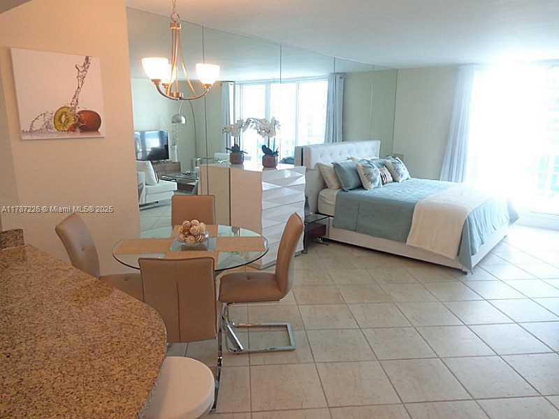 Small Image of 2301 COLLINS AV #1221 (Available Mid-May), Miami Beach Number 13