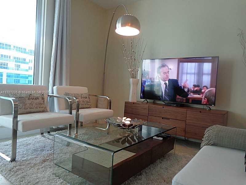 Small Image of 2301 COLLINS AV #1221 (Available Mid-May), Miami Beach Number 14