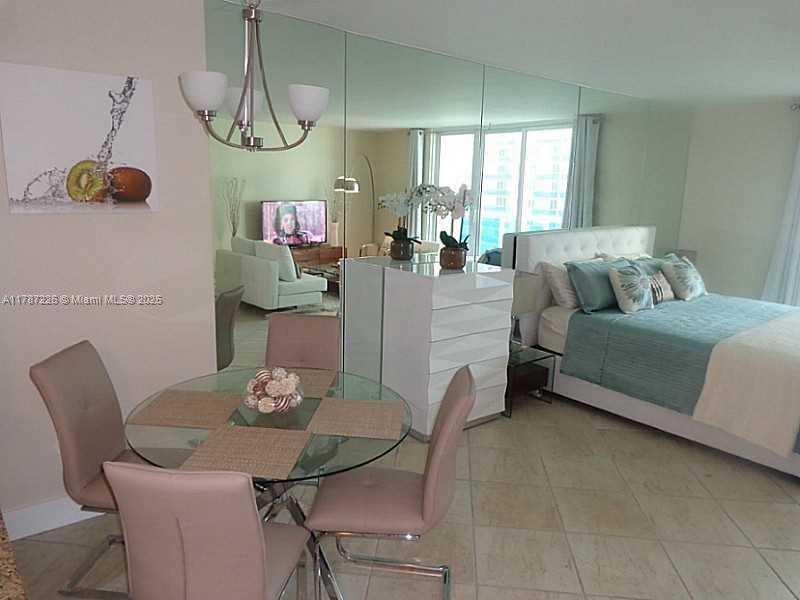 Small Image of 2301 COLLINS AV #1221 (Available Mid-May), Miami Beach Number 19