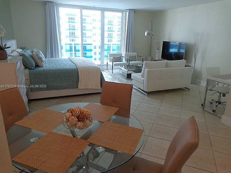 Small Image of 2301 COLLINS AV #1221 (Available Mid-May), Miami Beach Number 9