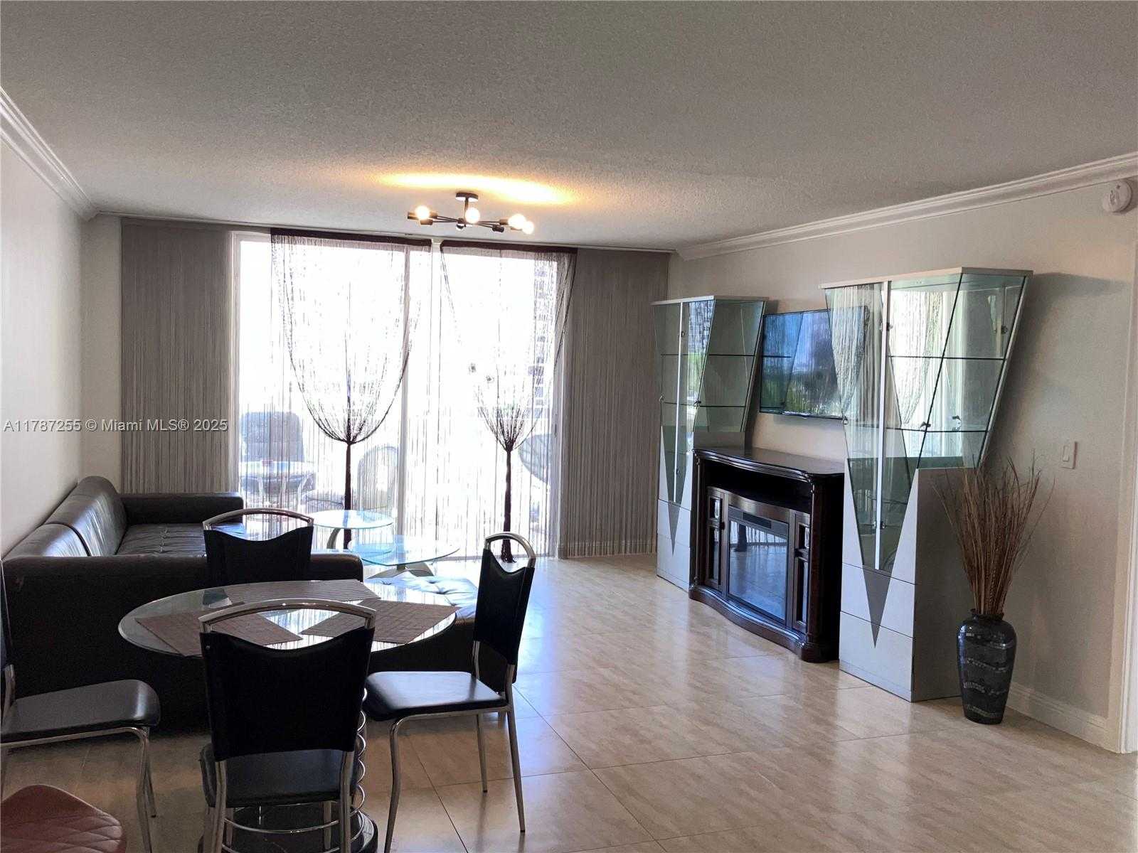 Small Image of 1825 SOUTH OCEAN DR #312, Hallandale Beach Number 5