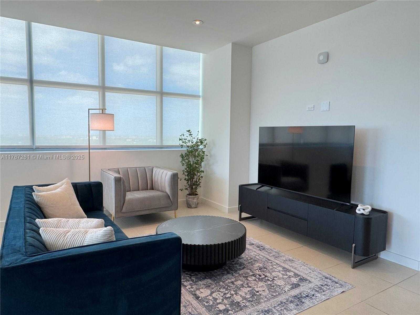 Small Image of 3301 NORTH EAST 1ST AVE #H3001, Miami Number 18