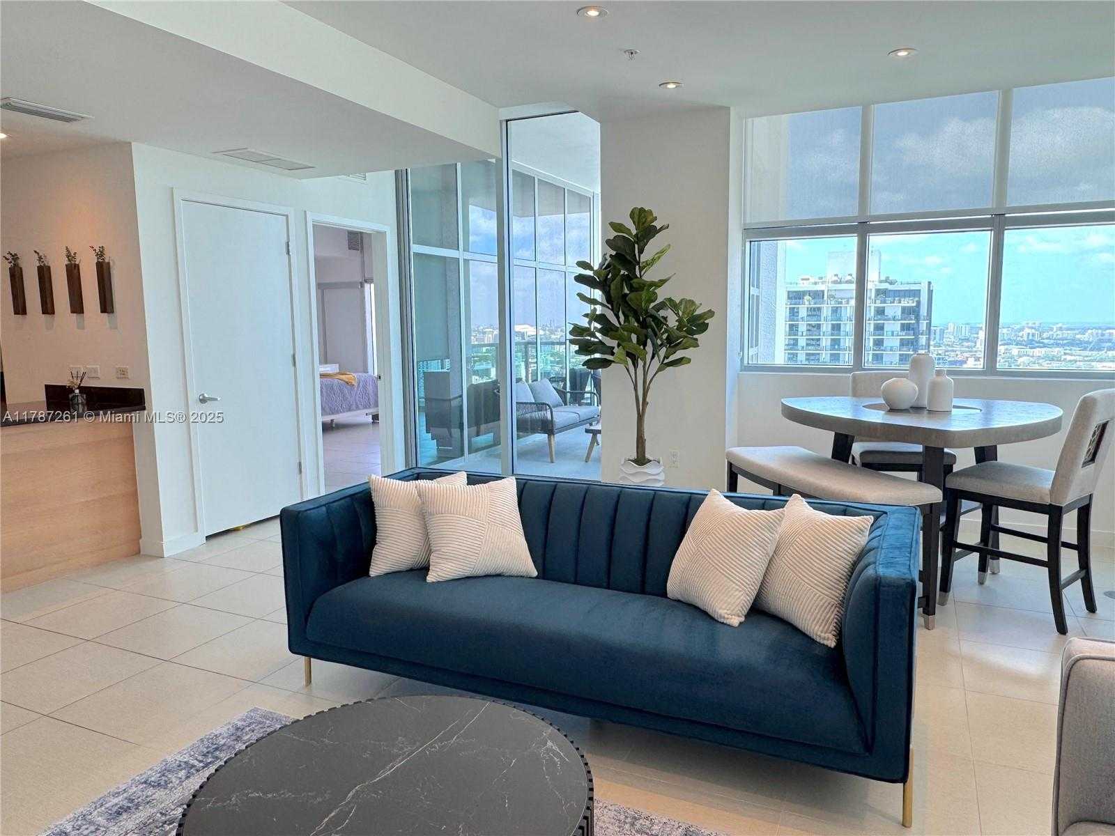 Small Image of 3301 NORTH EAST 1ST AVE #H3001, Miami Number 19
