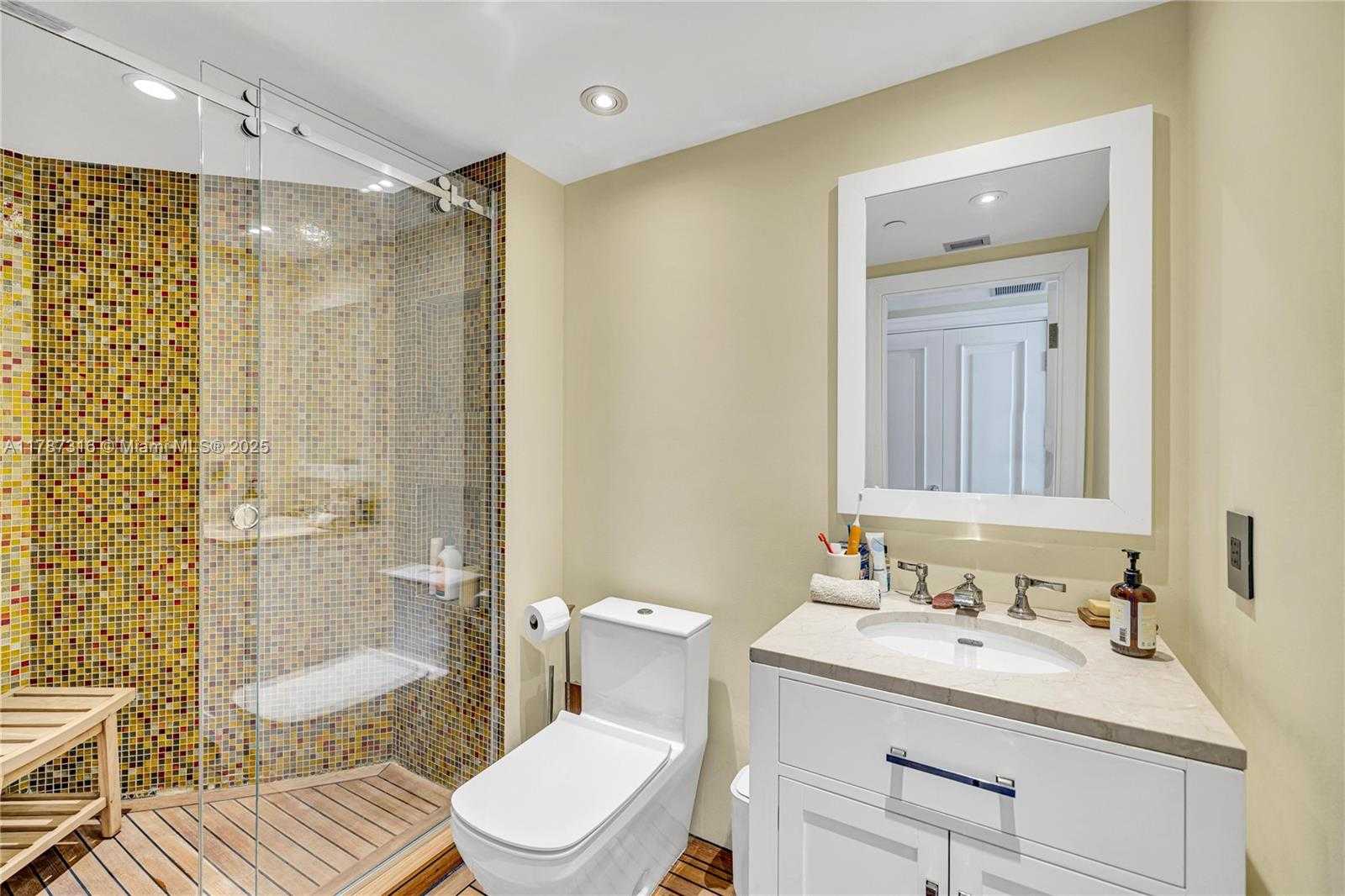 Small Image of 2600 ISLAND BLVD #1704, Aventura Number 40