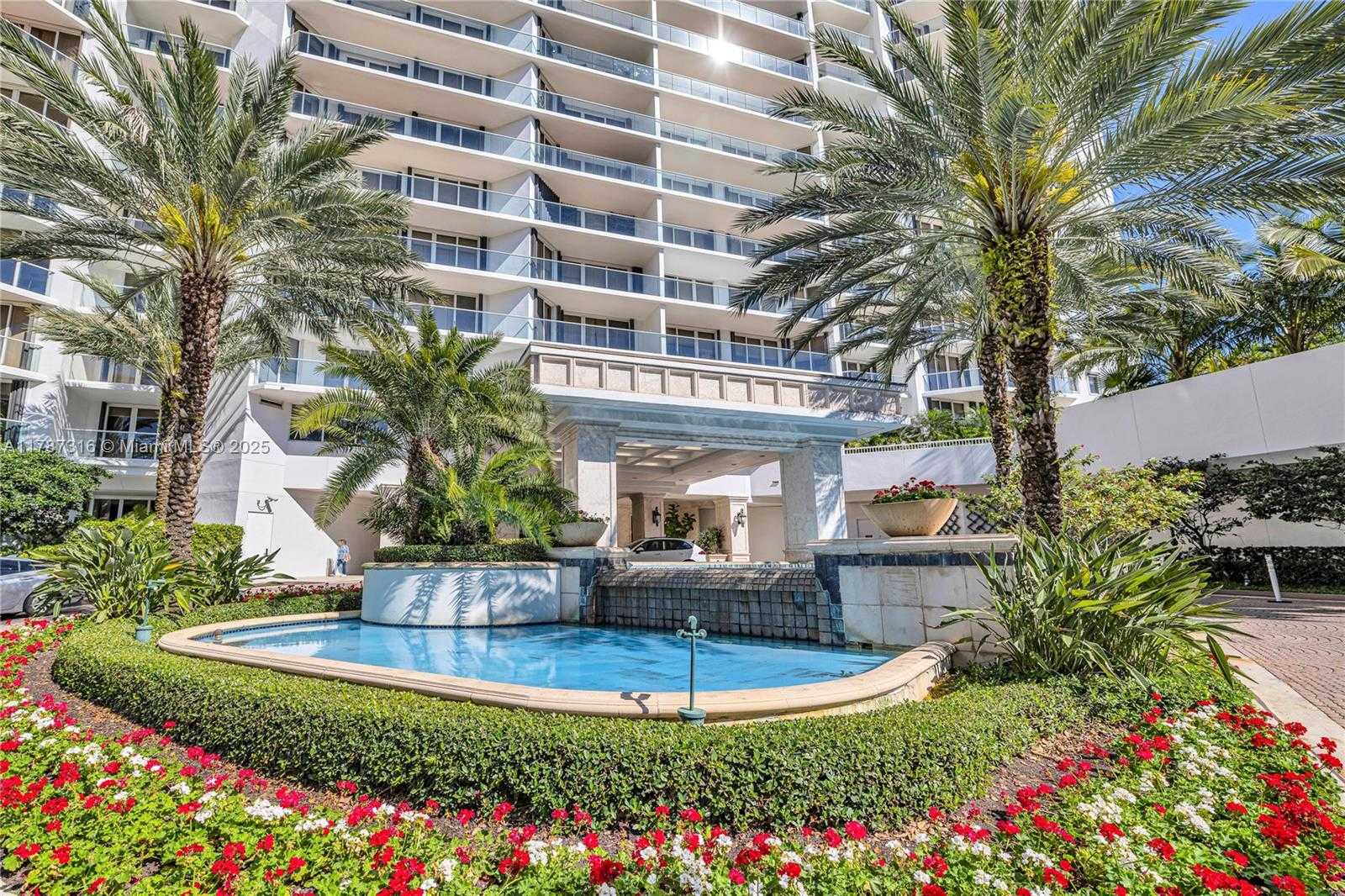 Small Image of 2600 ISLAND BLVD #1704, Aventura Number 41