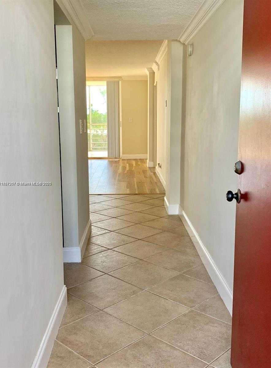 Small Image of 3660 NORTH EAST 166TH ST #504, North Miami Beach Number 3