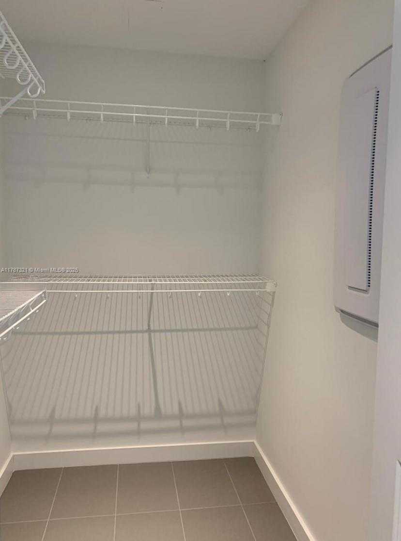 Small Image of 1600 NORTH EAST 1ST AVE #1401, Miami Number 15