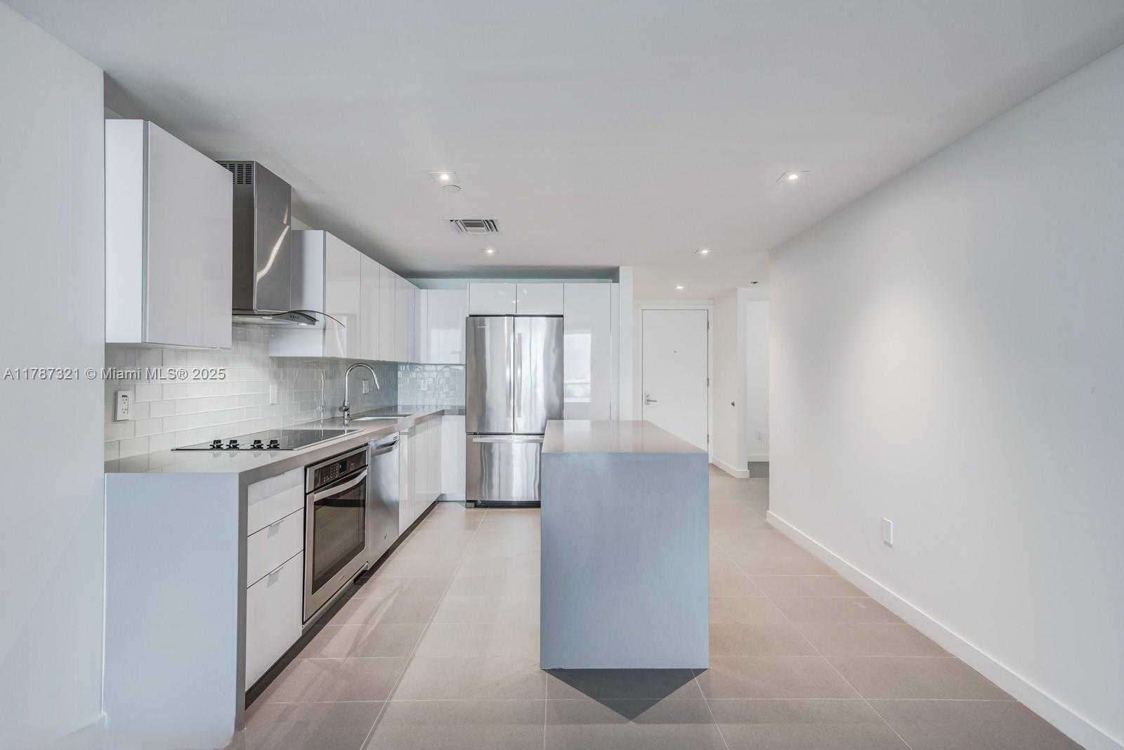 Small Image of 1600 NORTH EAST 1ST AVE #1401, Miami Number 3
