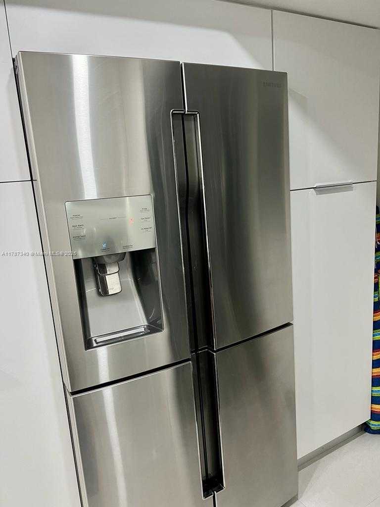 Small Image of 6917 COLLINS AVE #704, Miami Beach Number 10