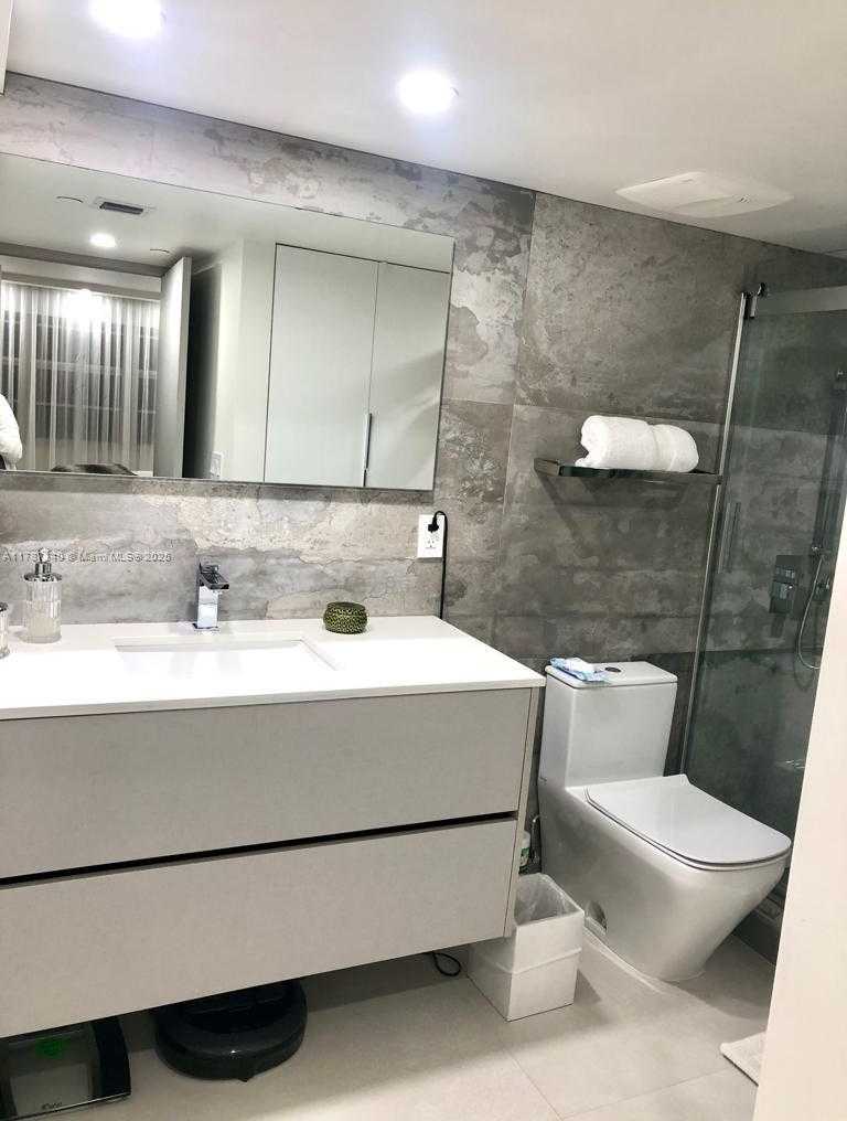Small Image of 6917 COLLINS AVE #704, Miami Beach Number 24