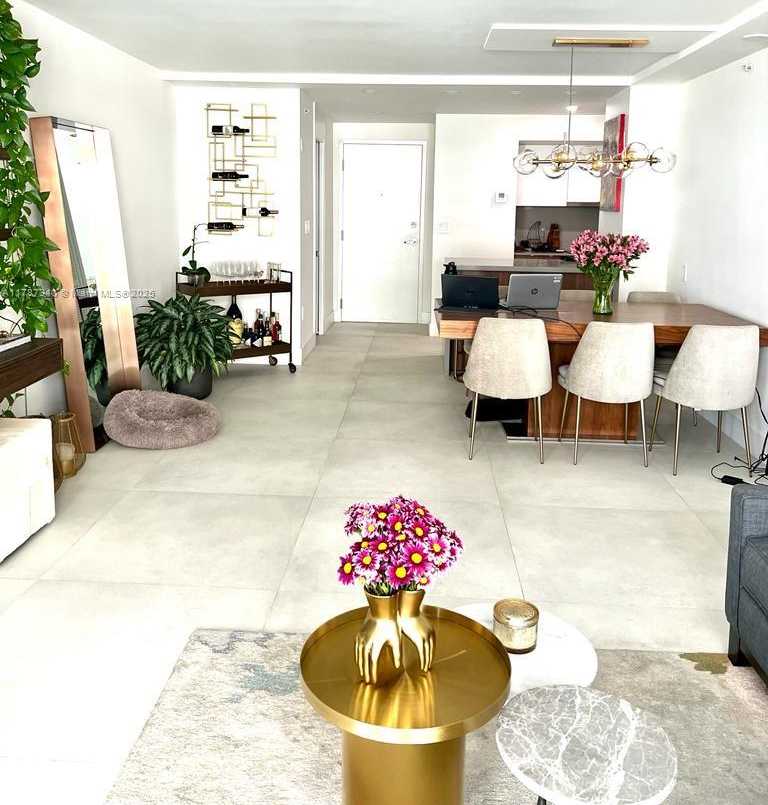 Small Image of 6917 COLLINS AVE #704, Miami Beach Number 9