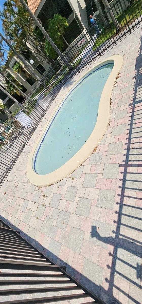 Small Image of 7901 SOUTH WEST 104TH ST #214H, Miami Number 10