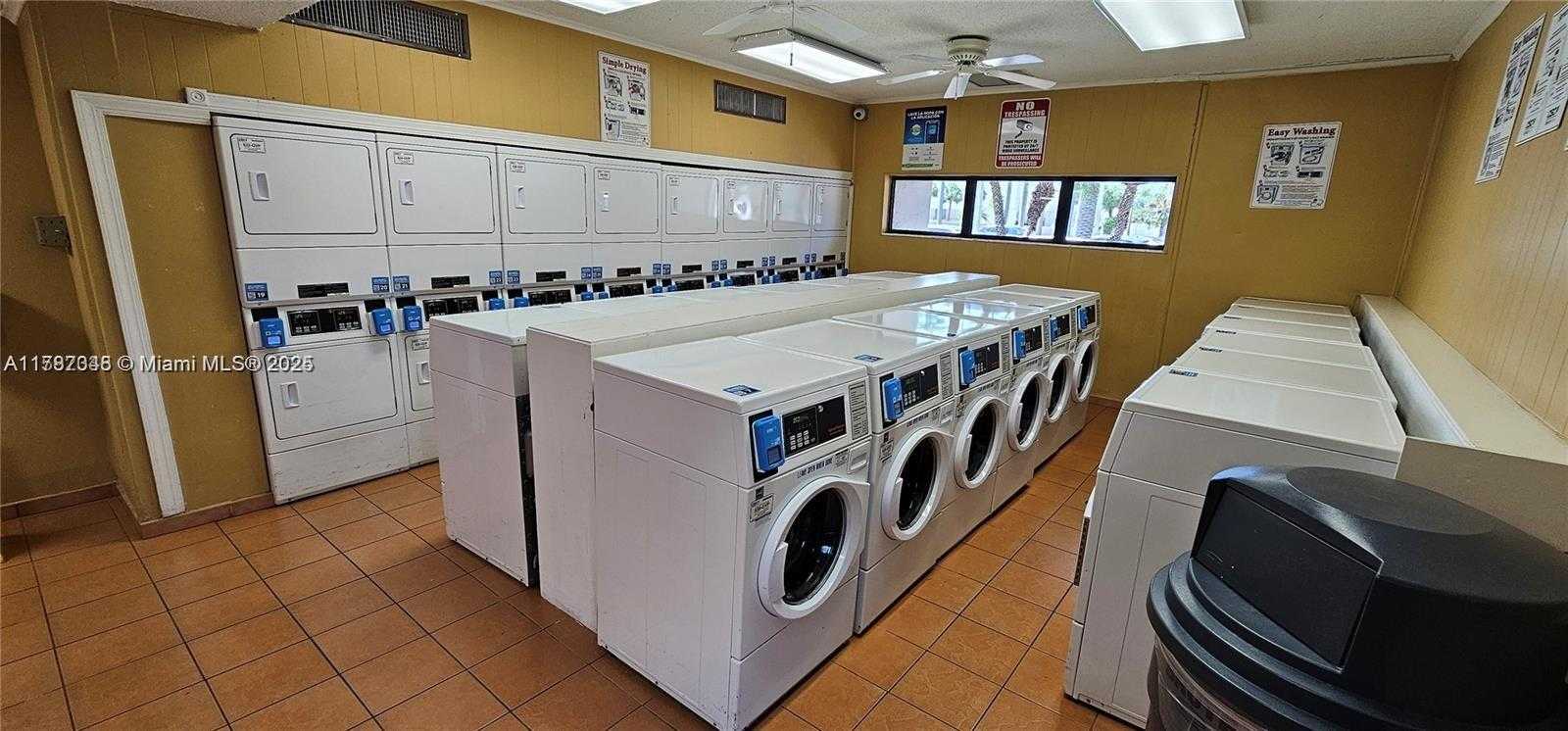 Small Image of 7901 SOUTH WEST 104TH ST #214H, Miami Number 5