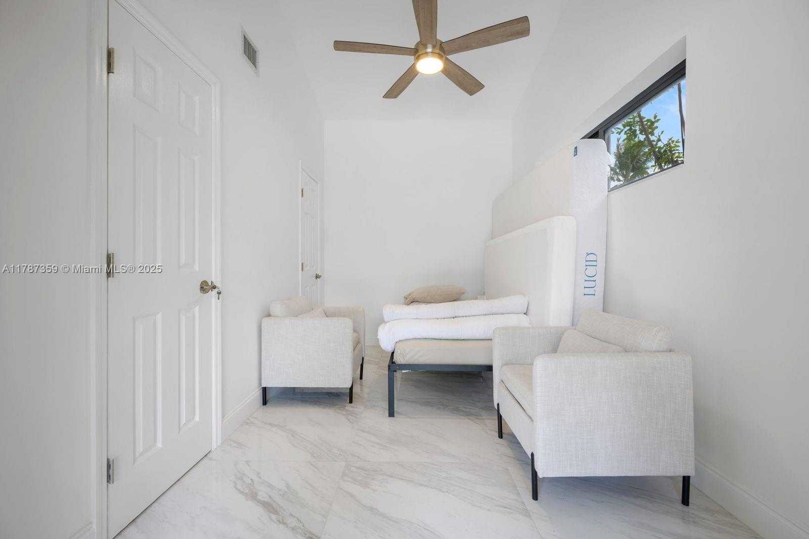 Small Image of 1951 NORTH EAST 187TH DR, North Miami Beach Number 21