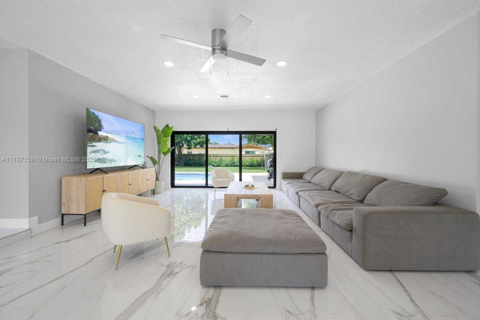 Small Image of 1951 NORTH EAST 187TH DR, North Miami Beach Number 8
